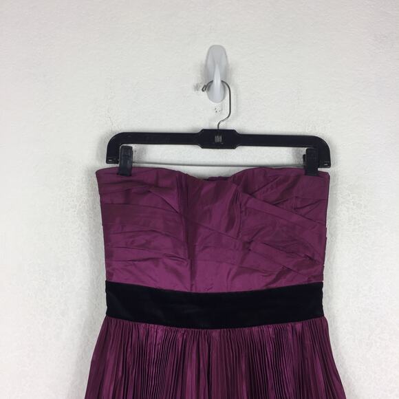 Dolce & Gabbana Purple Pleated Taffeta Knee Length Dress Size 4 Strapless Midi - Picture 4 of 15